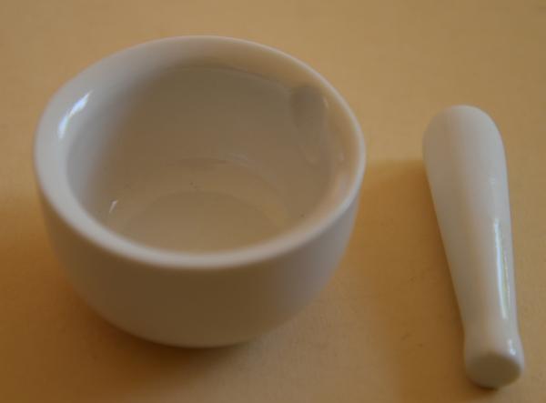 Keramikmörser mit Stössel klein